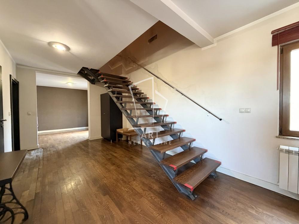 Slika 4 - Dositejeva, Četvorosoban stan za izdavanje, 155m2, 1.500€
