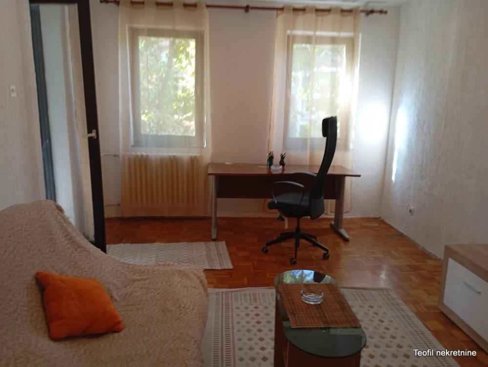 Slika 2 - Aleksandra Belića, Trosoban stan za izdavanje, 68m2, 550€