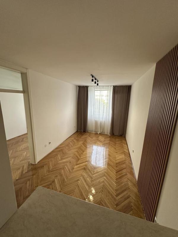 Glavna slika -Jednoiposoban stan na prodaju, 35m2, 119.900€