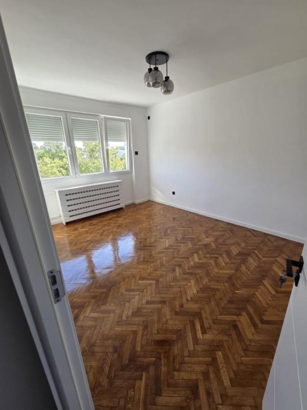 Slika 1 - Trosoban stan na prodaju, 64m2, 192.000€