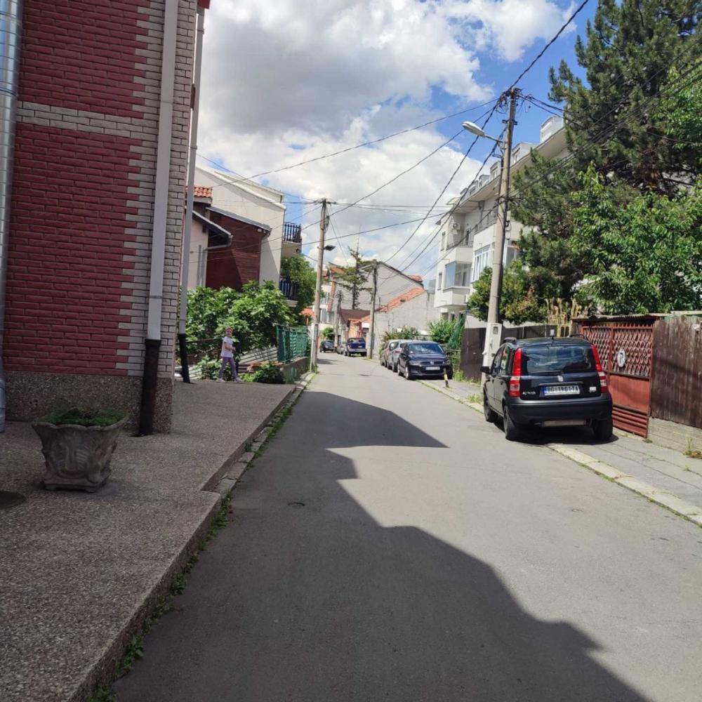 Slika 8 - Paje Jovanovića, Trosoban stan za izdavanje, 64m2, 650€