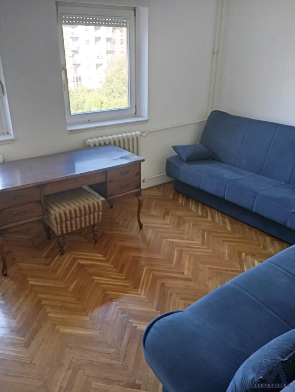 Slika 3 - Trosoban stan za izdavanje, 800€