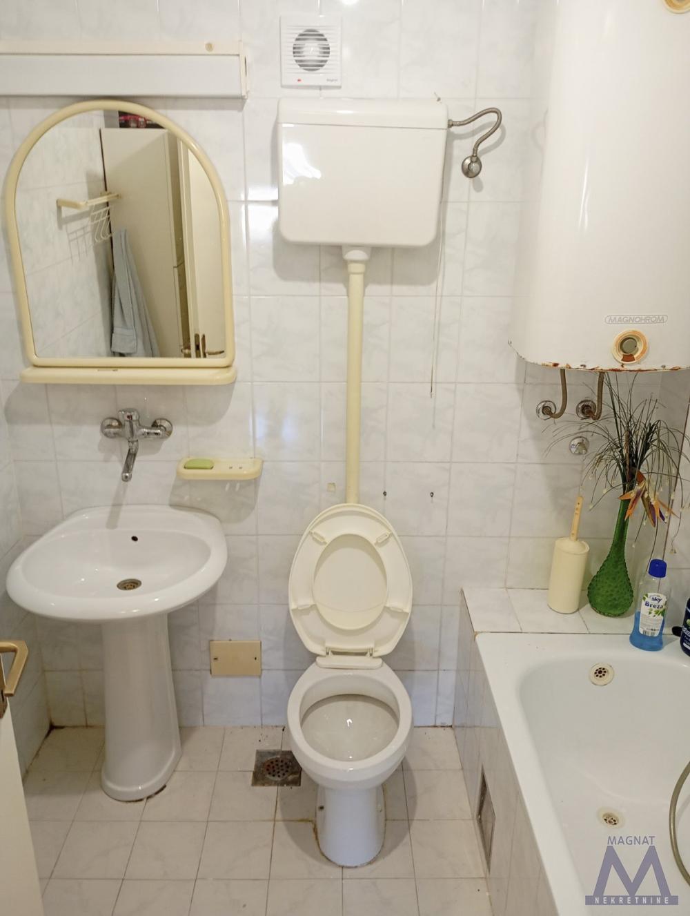 Slika 6 - Trosoban stan za izdavanje, 800€