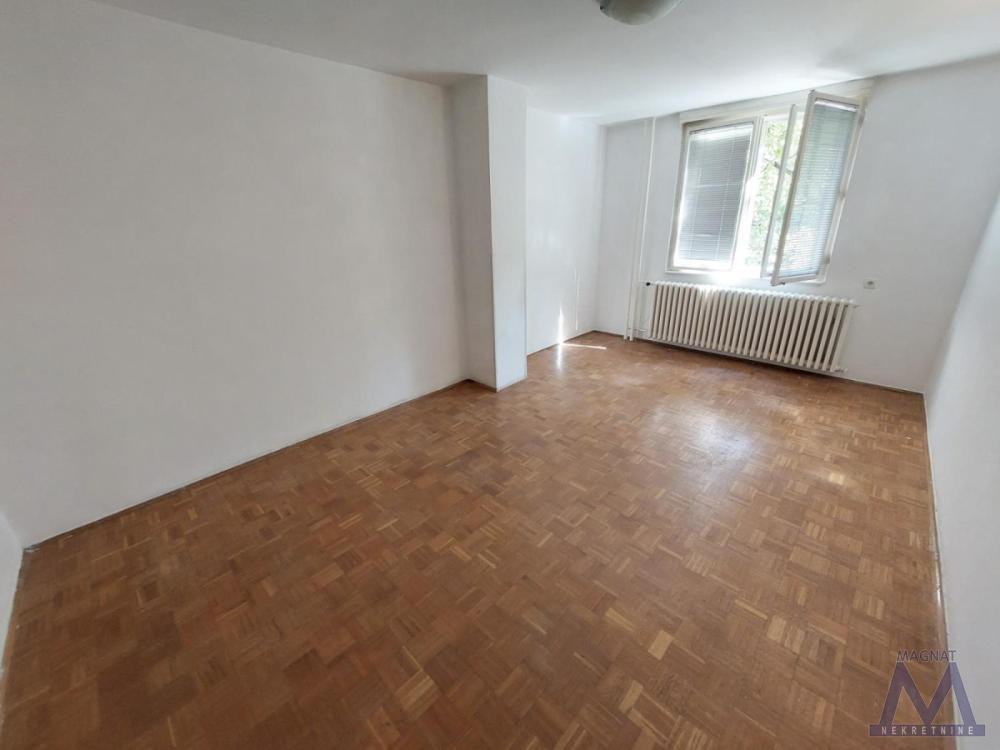 Glavna slika - Lokal za izdavanje, 71m2, 800€