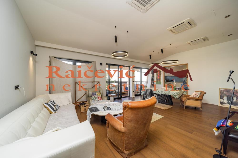 Slika 1 - Molerova, Trosoban stan na prodaju, 112m2, 460.000€
