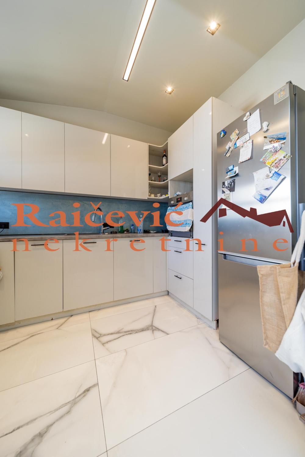 Slika 6 - Molerova, Trosoban stan na prodaju, 112m2, 460.000€