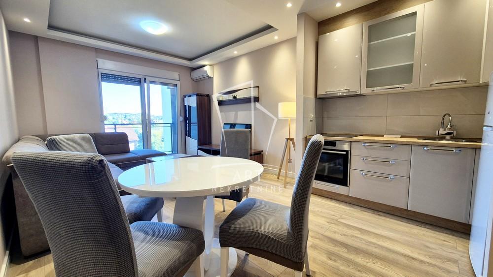 Slika 4 - Vojvode Stepe, Trosoban stan za izdavanje, 56m2, 900€