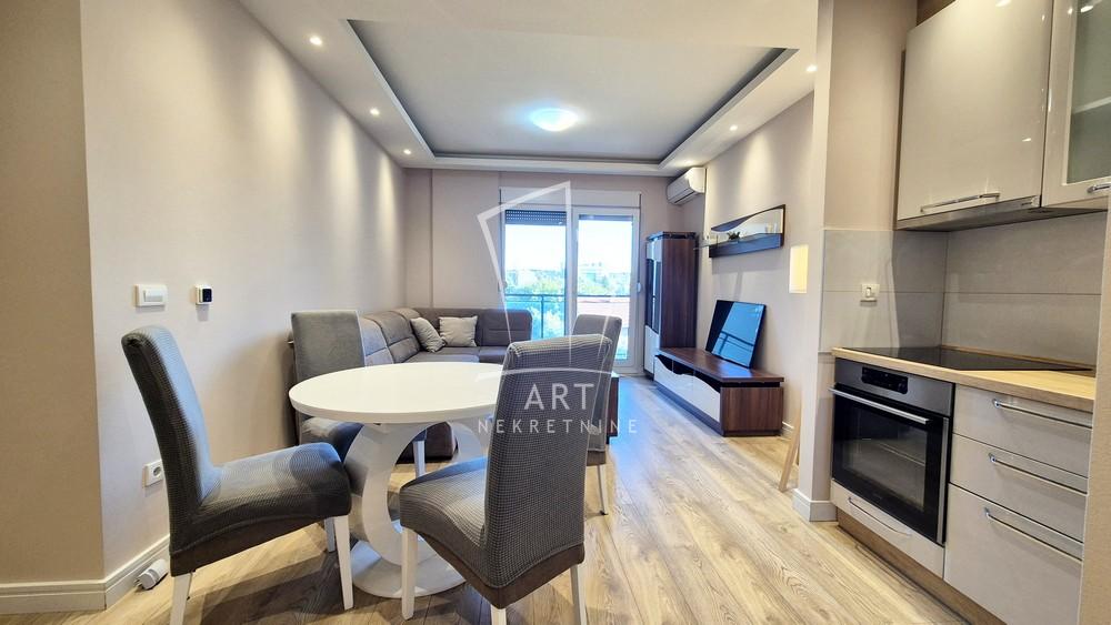 Slika 5 - Vojvode Stepe, Trosoban stan za izdavanje, 56m2, 900€