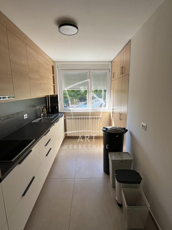 Slika 3 - Umčarska, Kuća za izdavanje, 121m2, 2.400€