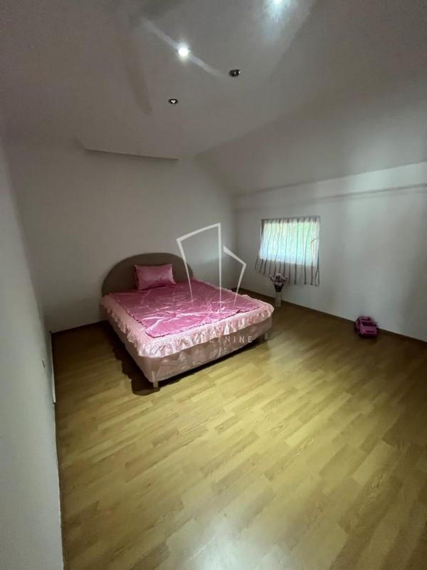 Slika 8 - Beogradska,  Kuća na prodaju, 263m2, 120.000€