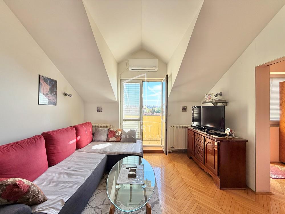 Slika 2 - Petra Lekovića, Dvoiposoban stan na prodaju, 51m2, 188.000€