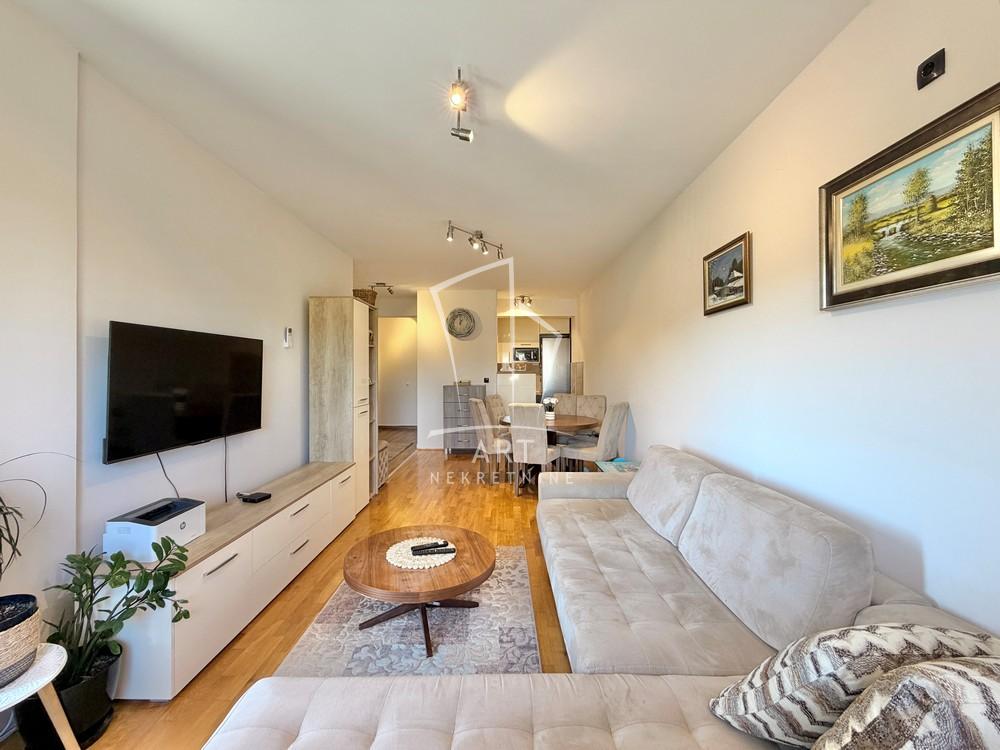 Slika 1 - Mate Miloševića, Dvosoban stan na prodaju, 53m2, 164.000€