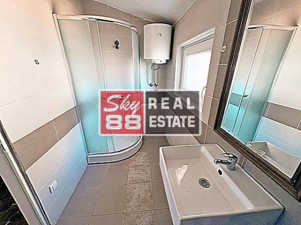 Slika 7 -  Kuća za izdavanje, 400m2, 6.000€