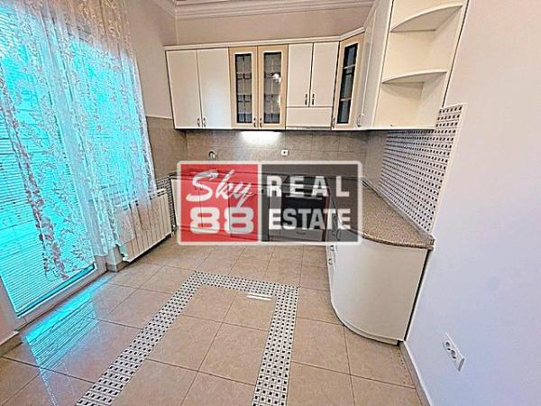 Slika 3 -  Kuća za izdavanje, 400m2, 6.000€