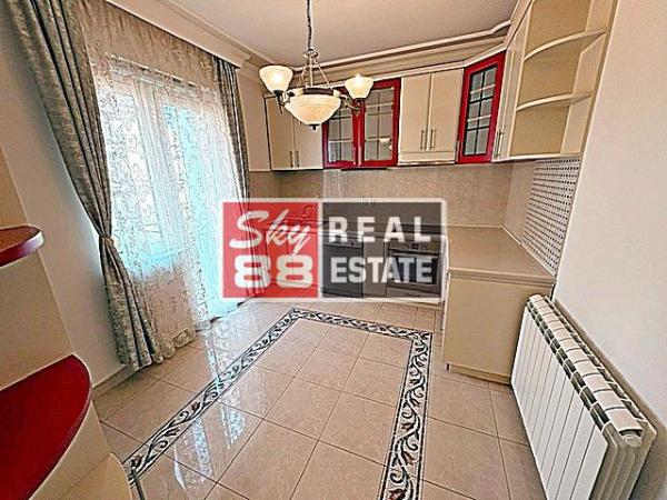 Slika 4 -  Kuća za izdavanje, 400m2, 6.000€