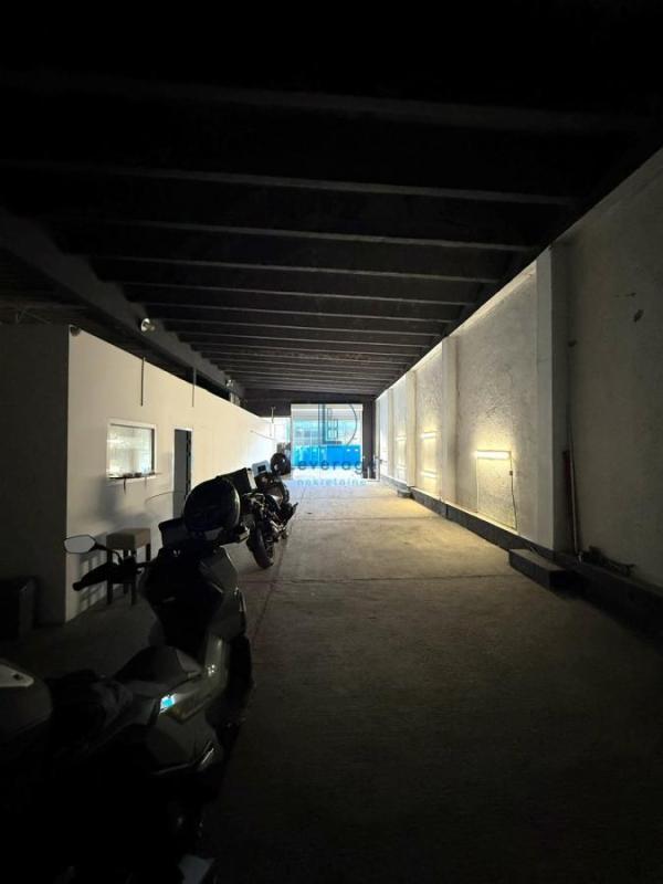 Slika 3 - Kružni voždovački put,  Lokal za izdavanje, 150m2, 750€
