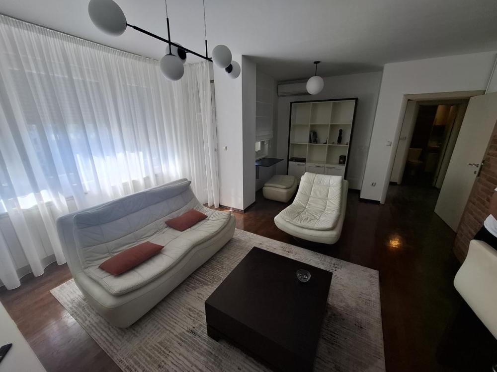 Slika 7 - Dvosoban stan za izdavanje, 60m2, 700€