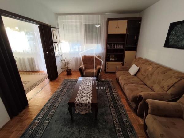 Slika 1 - Dimitrija Tucovića, Dvoiposoban stan za izdavanje, 77m2, 700€