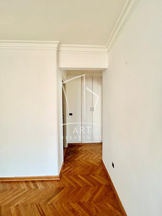 Slika 4 - Južni Bulevar, Troiposoban stan na prodaju, 81m2, 275.400€