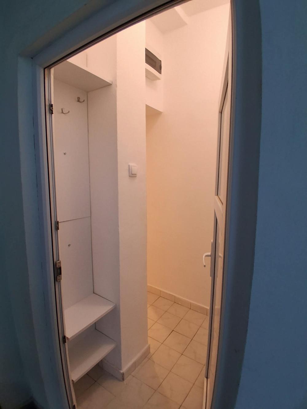 Slika 9 - Dvosoban stan za izdavanje, 53m2, 500€