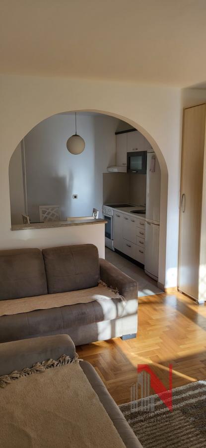 Slika 2 - RUMENACKA, Dvosoban stan za izdavanje, 56m2, 450€