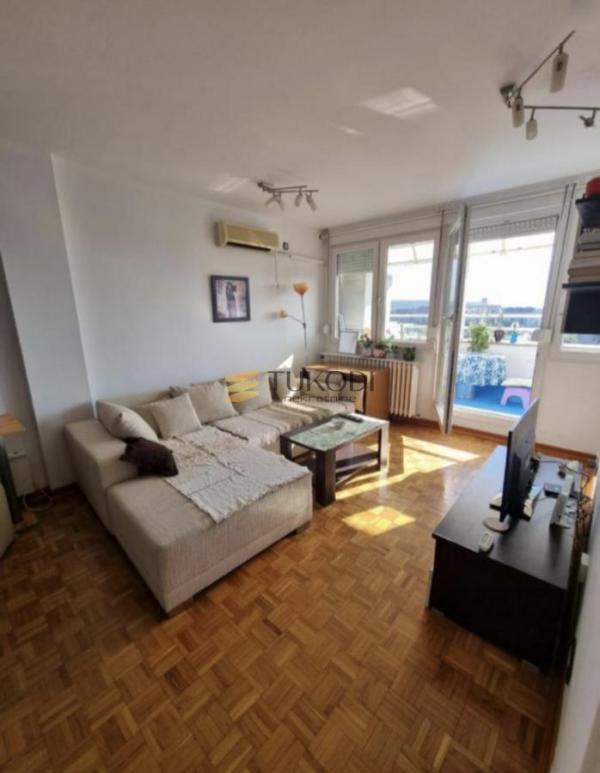 Glavna slika -Jednoiposoban stan za izdavanje, 44m2, 900€
