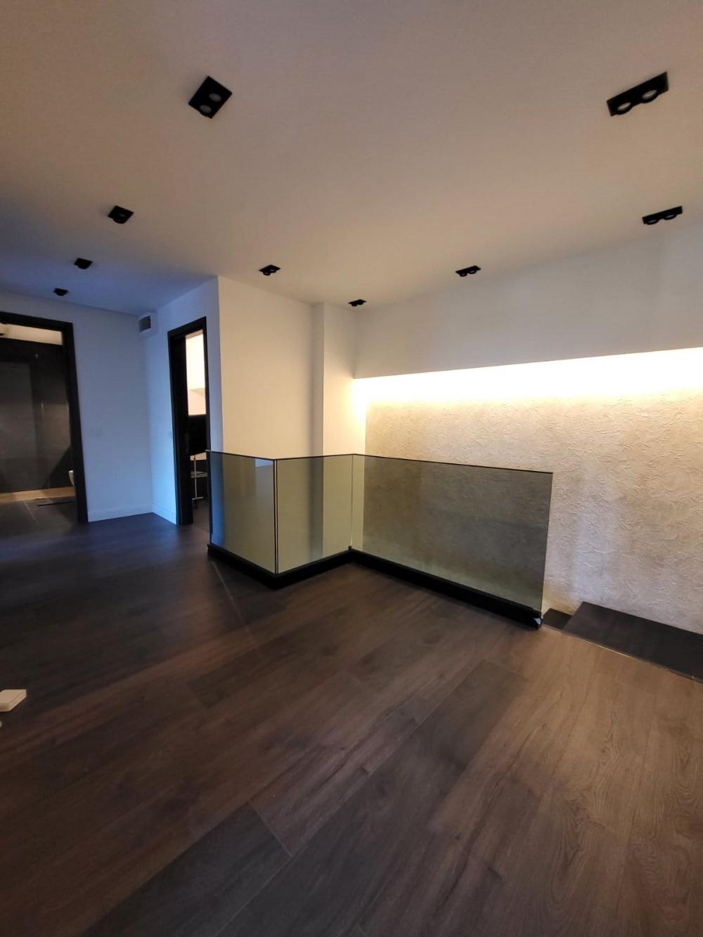 Slika 5 - Niška, Petosoban stan za izdavanje, 200m2, 3.000€