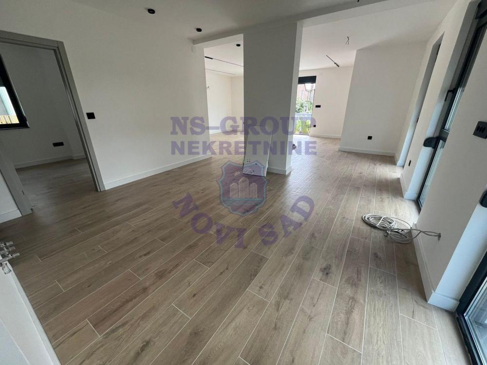 Slika 1 -  Stan na prodaju, 201m2, 401.700€