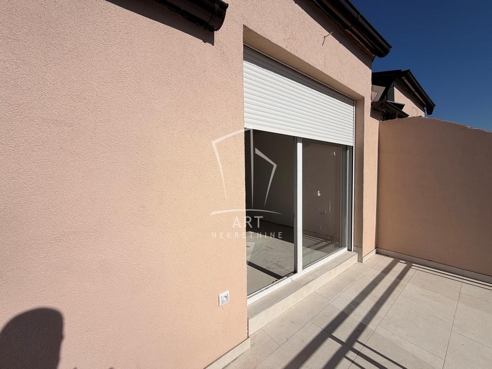 Slika 9 - Mokroluška, Trosoban stan na prodaju, 42m2, 120.000€