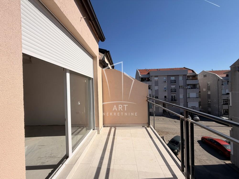 Slika 10 - Mokroluška, Trosoban stan na prodaju, 42m2, 120.000€