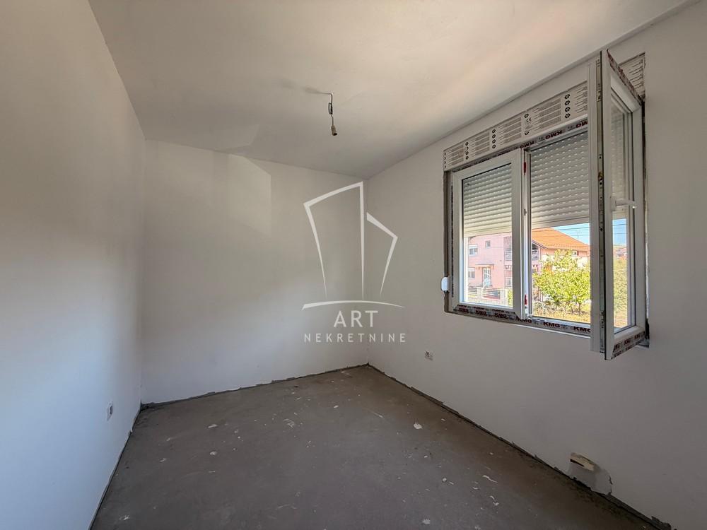 Slika 10 - Mokroluška, Četvorosoban stan na prodaju, 85m2, 200.000€