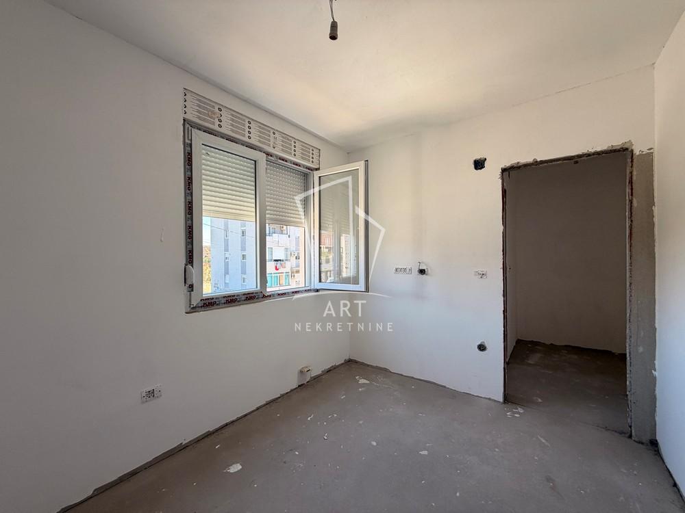 Slika 11 - Mokroluška, Četvorosoban stan na prodaju, 85m2, 200.000€