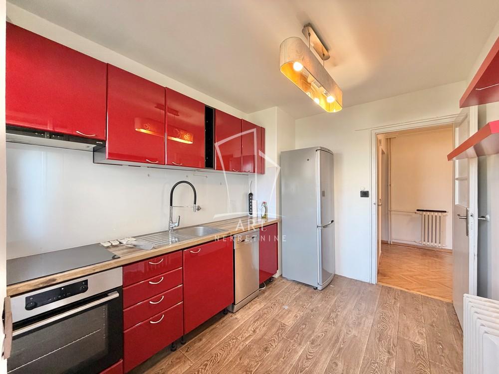 Slika 5 - Južni Bulevar, Troiposoban stan na prodaju, 81m2, 275.400€