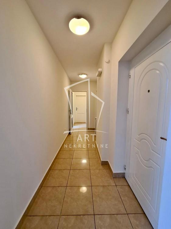 Slika 11 - Sibinjanin Janka, Četvoroiposoban stan na prodaju, 117m2, 440.000€