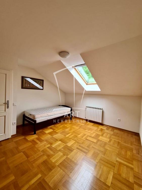 Slika 5 - Sibinjanin Janka, Četvoroiposoban stan na prodaju, 117m2, 440.000€