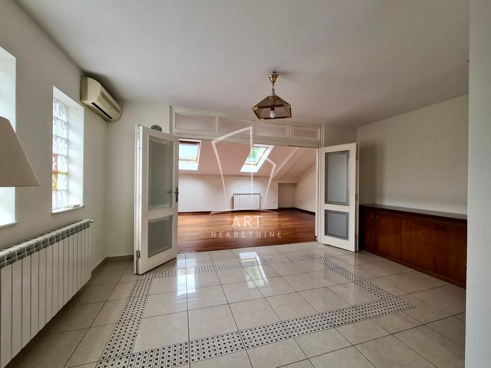 Slika 8 - Sibinjanin Janka, Četvoroiposoban stan na prodaju, 117m2, 440.000€