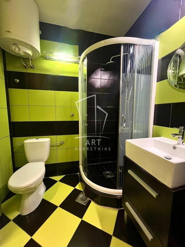 Slika 8 - Dečanska,  Lokal za izdavanje, 80m2, 1.800€