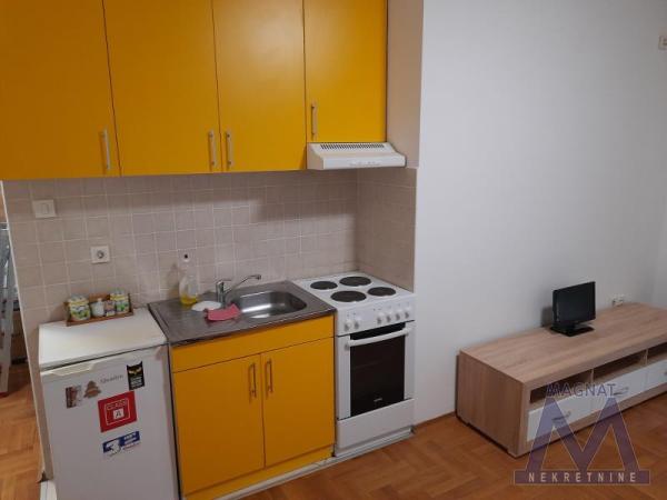 Slika 6 -  Stan za izdavanje, 300€
