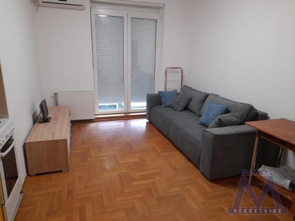 Slika 2 -  Stan za izdavanje, 300€