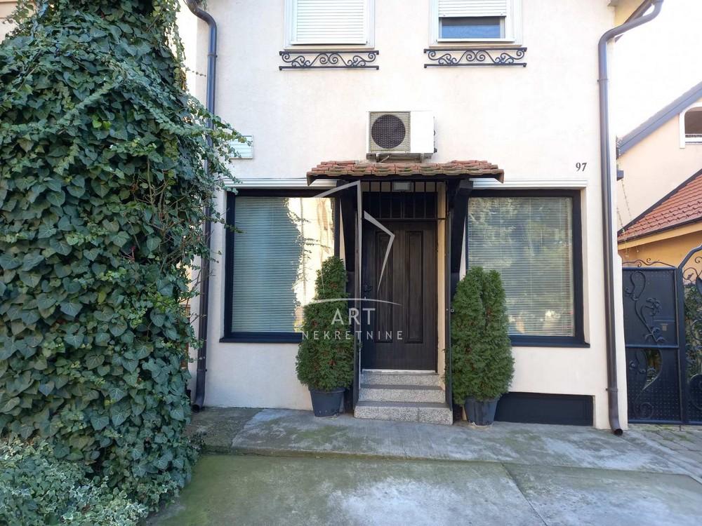 Slika 5 - Dobanovačka,  Lokal za izdavanje, 110m2, 980€