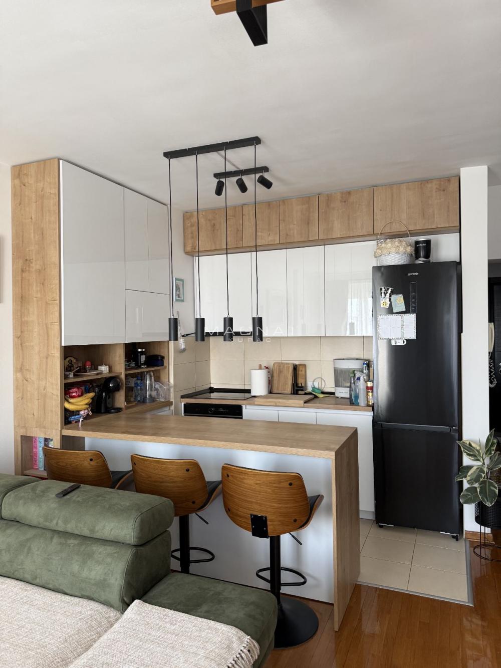 Slika 2 - Jurija Gagarina, Dvosoban stan na prodaju, 48m2, 215.000€