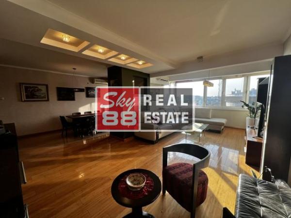 Slika 2 - Antifašističke borbe, Četvorosoban stan na prodaju, 125m2, 519.000€