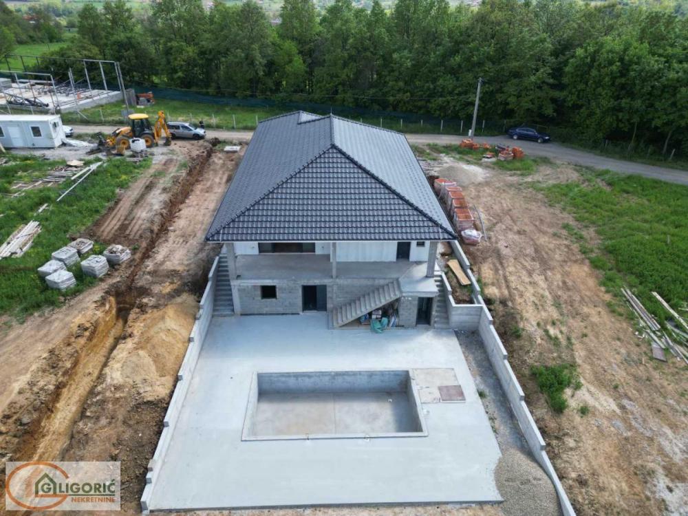 Slika 11 -  Kuća na prodaju, 283m2, 385.000€
