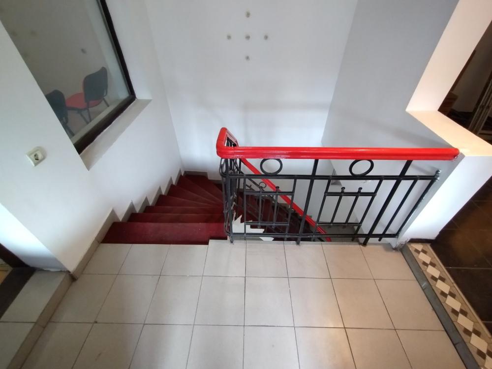 Slika 2 - Obilićev Venac br. 62,  Lokal za izdavanje, 70m2, 350€
