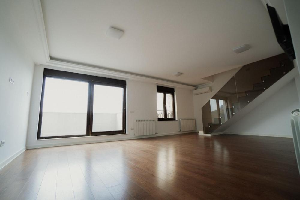 Slika 2 - Vojvode Dobrnjca, Petosoban stan na prodaju, 196m2, 950.000€