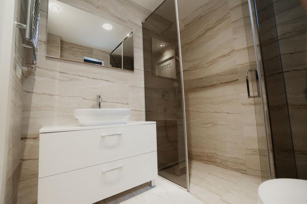 Slika 6 - Vojvode Dobrnjca, Petosoban stan na prodaju, 196m2, 950.000€