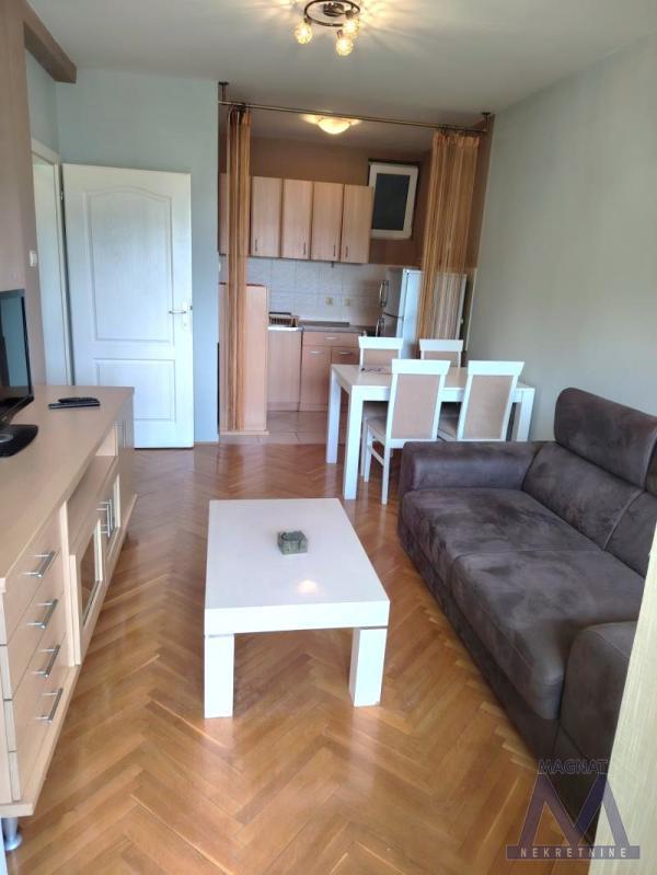 Glavna slika -Jednoiposoban stan na prodaju, 36m2, 120.000€