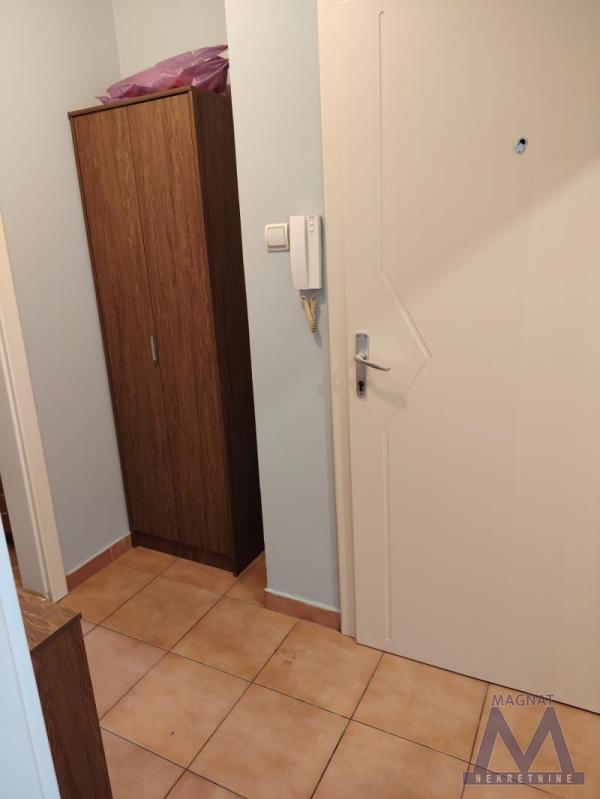 Slika 6 - Jednoiposoban stan na prodaju, 36m2, 120.000€