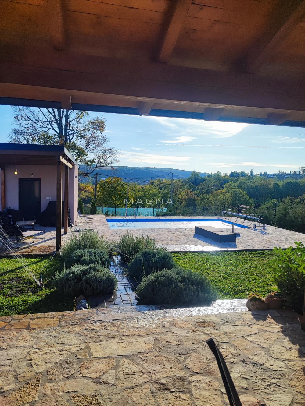 Slika 2 - Cane Marjanović,  Kuća na prodaju, 154m2, 299.000€