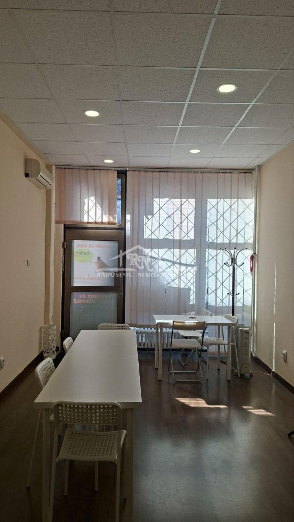 Slika 5 - Milentija Popovića,  Lokal za izdavanje, 30m2, 480€